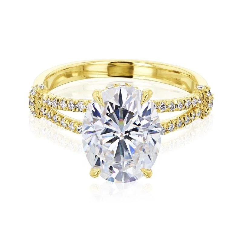 Annello by Kobelli 14k Gold Regina Oval Moissanite One-of-A-Kind Ring (GH/VS, HI/SI)