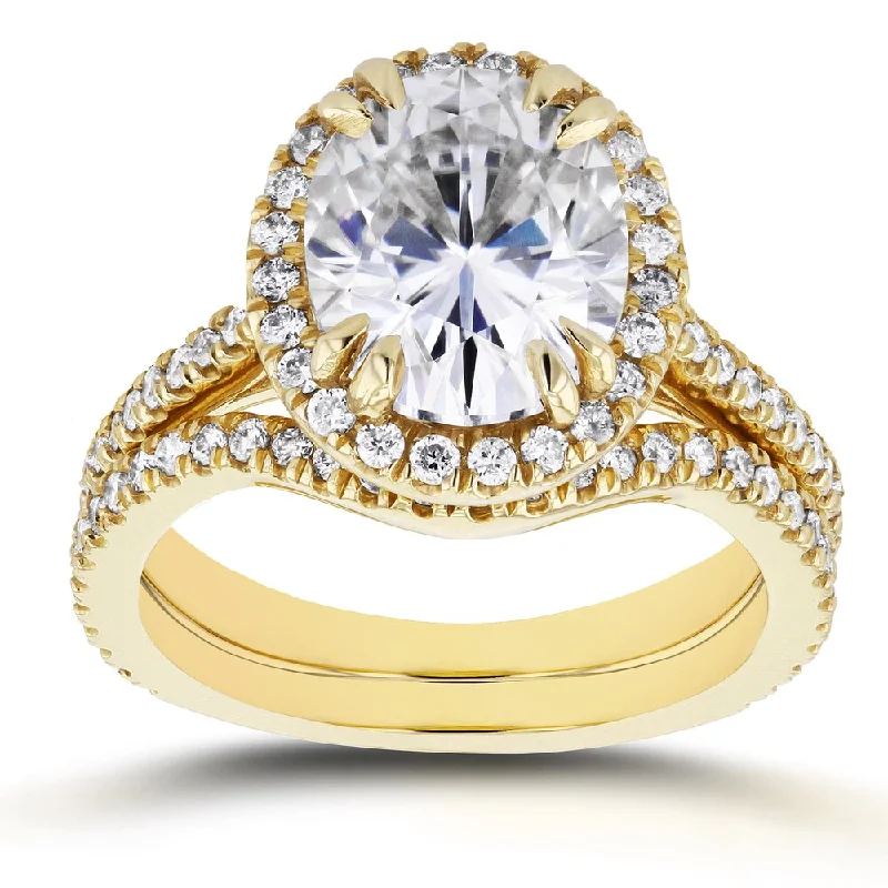 Annello by Kobelli 14k Yellow Gold 3ct Oval Moissanite and 3/5ct TDW Diamond Halo 2-Piece Bridal Set