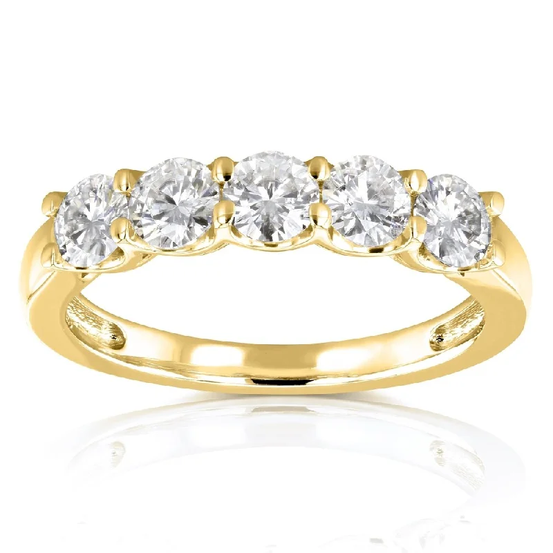 Annello by Kobelli 14k Yellow Gold 4/5ct TGW Round Near Colorless Moissanite Wedding Band