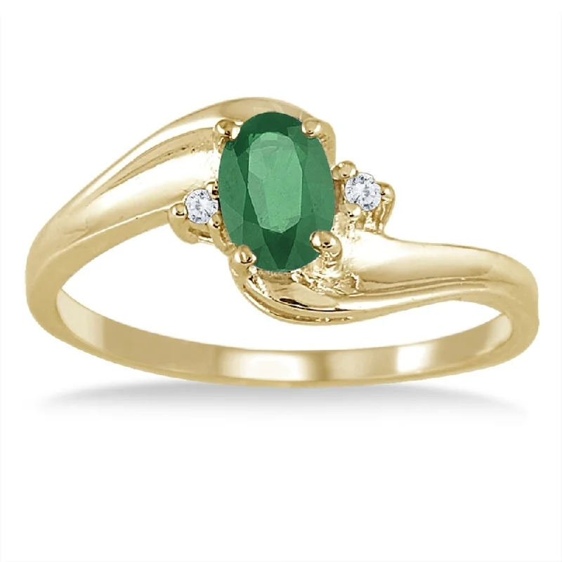 Emerald Gemstone and Diamond Wave Ring 14k Yellow Gold