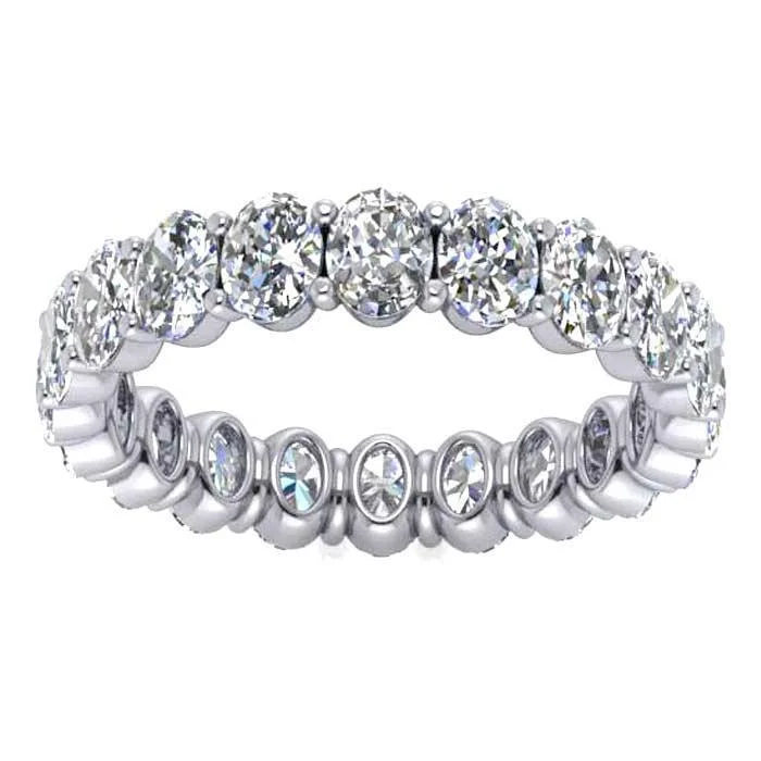 3.00 cttw Oval Shared Prong Diamond Eternity Band