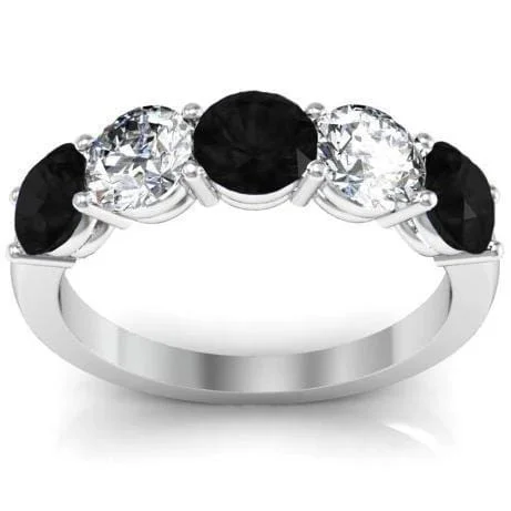 2.00cttw Shared Prong White Diamond and Black Diamond 5 Stone Band