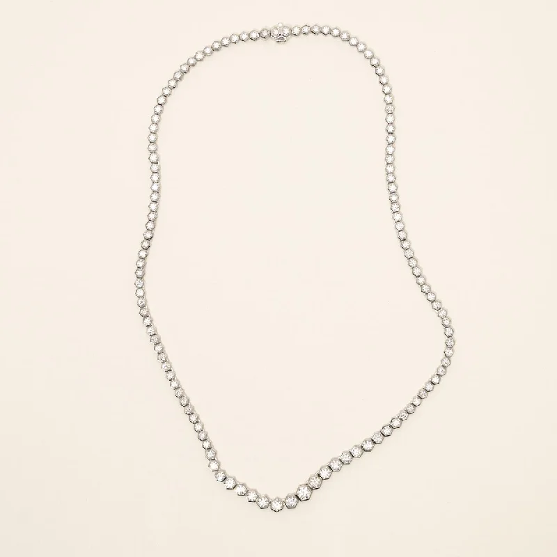 Day's Signature Diamond Hexagon Necklace in 18kt White Gold (7 1/2ct tw)