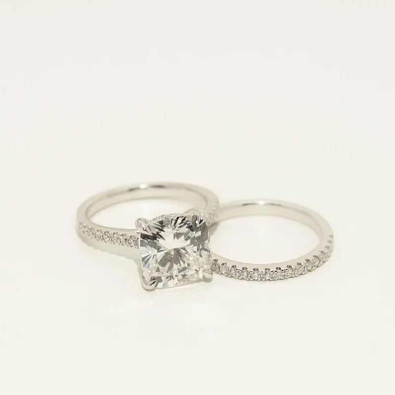 Lab Grown Cushion Cut Diamond Bridal Set in 14kt White Gold (5 1/2ct tw)